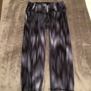 Old Navy gray leggings